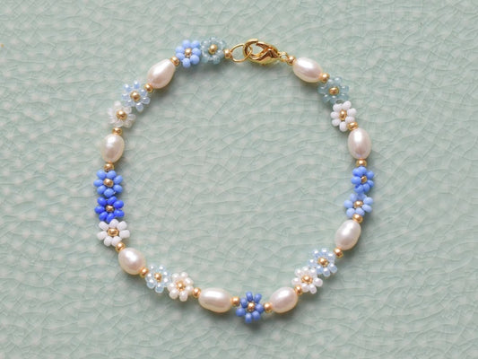 Pretty Please Floral Bracelet